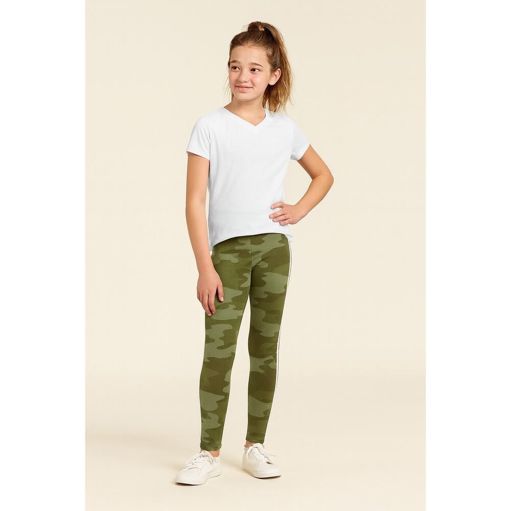 SO Favorite Capri Leggings Girls Size Large 10/12 Camo NWT